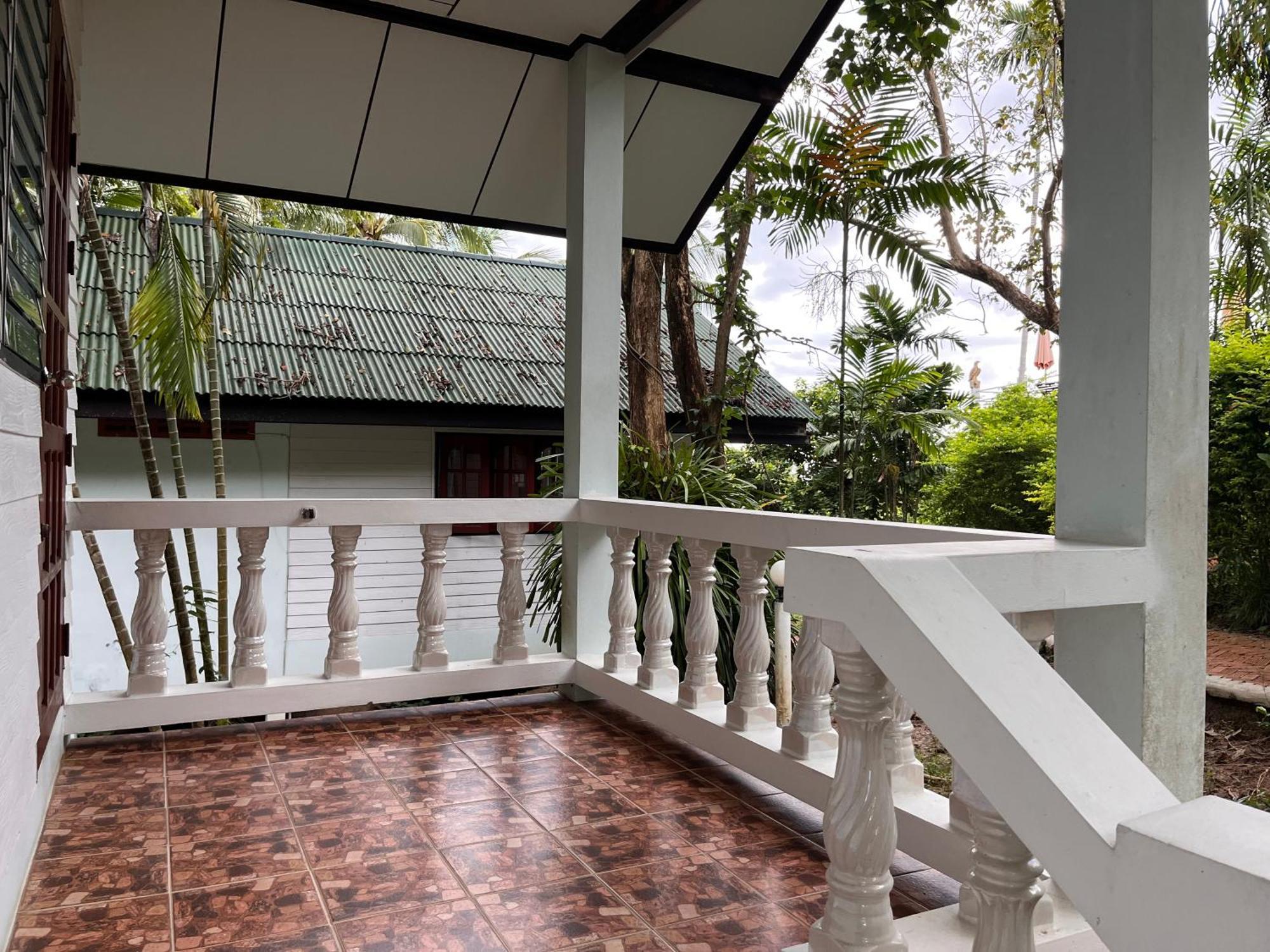 Golden Hill Resort Wok Tum Экстерьер фото